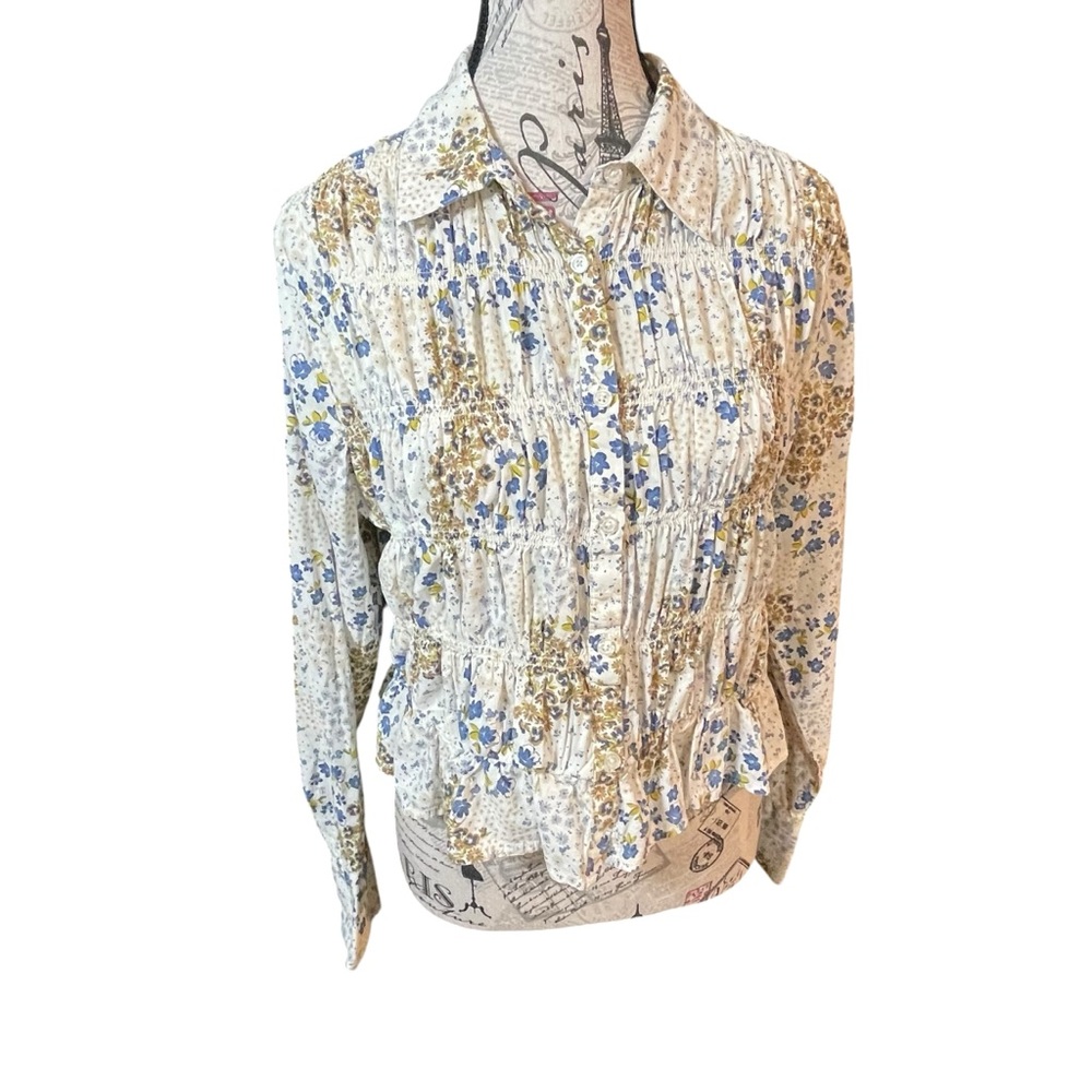 Future Collective Chic Floral Button-Up Blouse - Blue and Cream - Picture 2 of 9